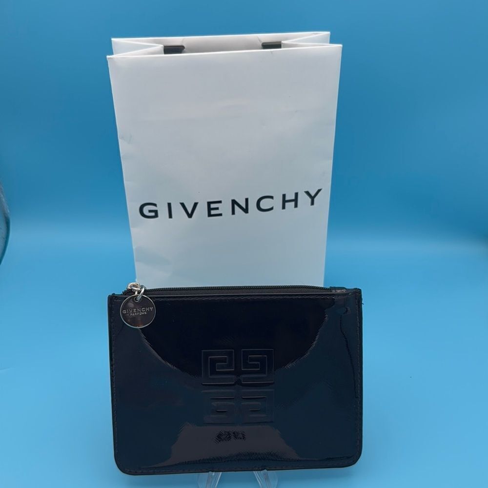 NEW- Givenchy Black Leather Zippy Coin Pouch- store bag and dust bag included
